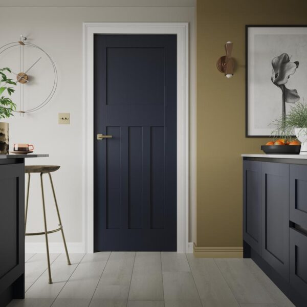Howdens 1930s White Primed 3 Panel Door - Image 2