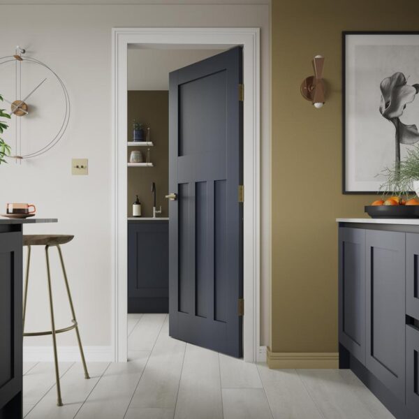 Howdens 1930s White Primed 3 Panel Door - Image 3